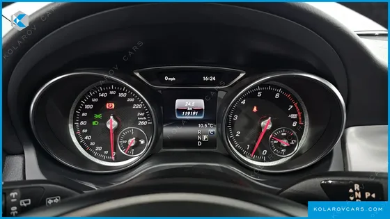 MERCEDES GLA-CLASS GLA220 PREMIUM