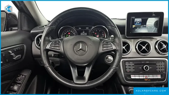 MERCEDES GLA-CLASS GLA220 PREMIUM