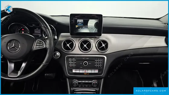 MERCEDES GLA-CLASS GLA220 PREMIUM