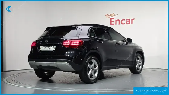 MERCEDES GLA-CLASS GLA220