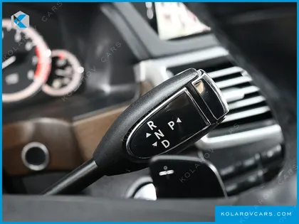 MERCEDES E-CLASS E300 ELEGANCE