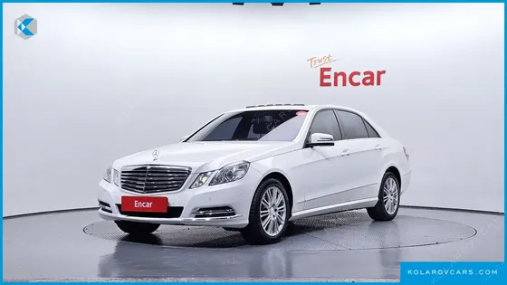 MERCEDES E-CLASS E300 ELEGANCE