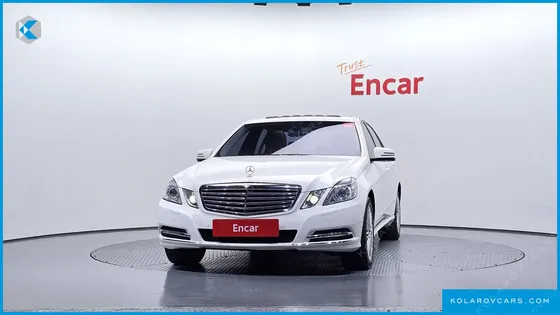 MERCEDES E-CLASS E300 ELEGANCE