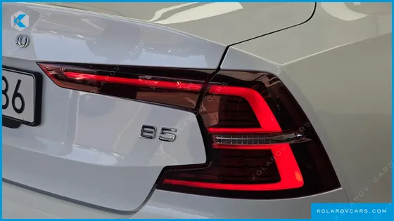 VOLVO S60 B5 ULTIMATE BRIGHT