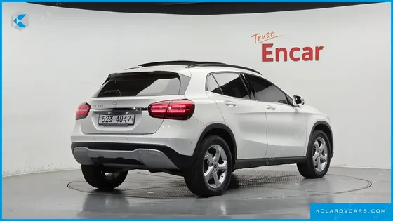 MERCEDES GLA-CLASS GLA220