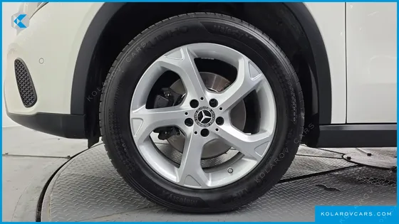 MERCEDES GLA-CLASS GLA220