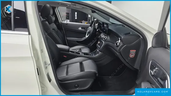 MERCEDES GLA-CLASS GLA220