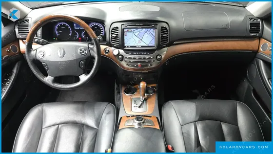 KGM - SSANGYONG CHAIRMAN CW600