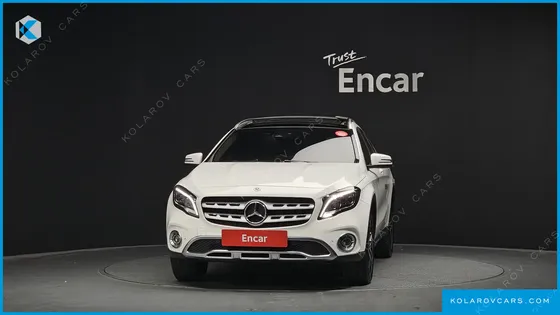 MERCEDES GLA-CLASS GLA220 PREMIUM