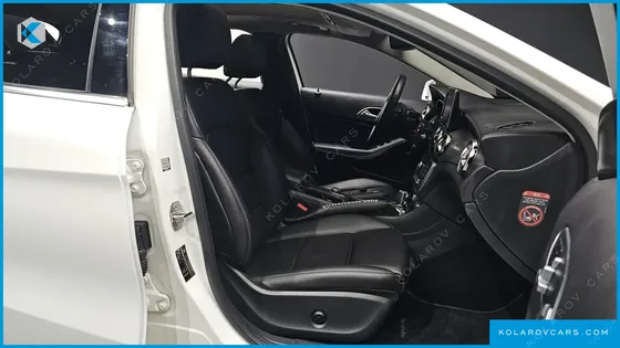 MERCEDES GLA-CLASS GLA220 PREMIUM