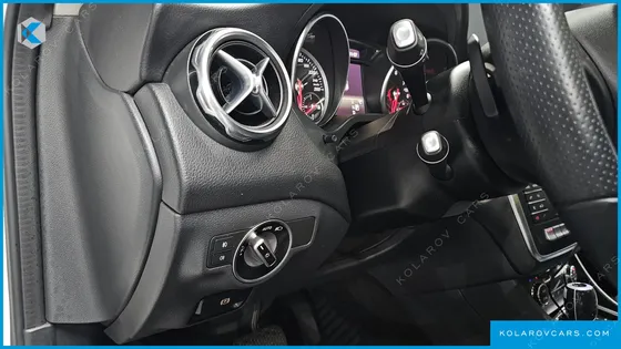 MERCEDES GLA-CLASS GLA220 PREMIUM