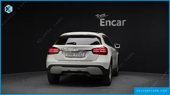MERCEDES GLA-CLASS GLA220