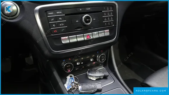 MERCEDES GLA-CLASS GLA220