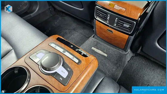 KGM - SSANGYONG CHAIRMAN V8 5000
