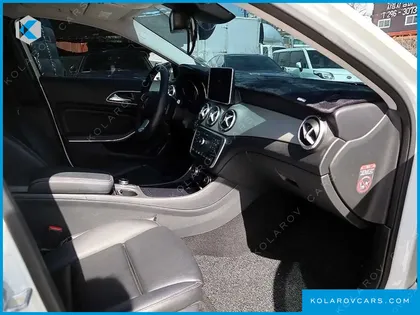 MERCEDES GLA-CLASS GLA200 D 4MATIC