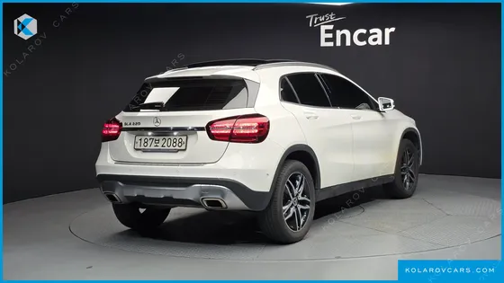 MERCEDES GLA-CLASS GLA220 PREMIUM
