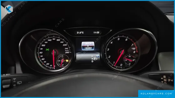 MERCEDES GLA-CLASS GLA220 PREMIUM