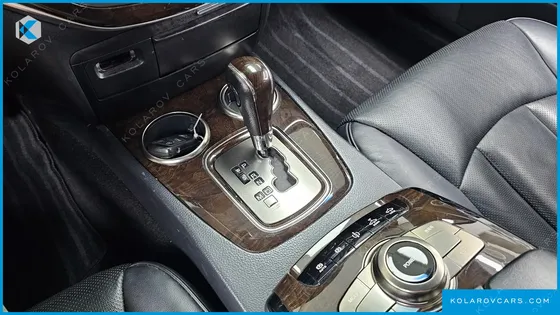 KGM - SSANGYONG CHAIRMAN CW600 4TRONIC