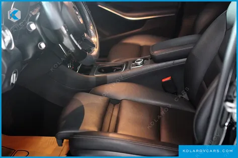 MERCEDES GLA-CLASS GLA220