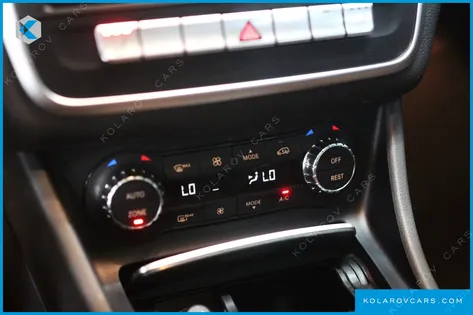 MERCEDES GLA-CLASS GLA220