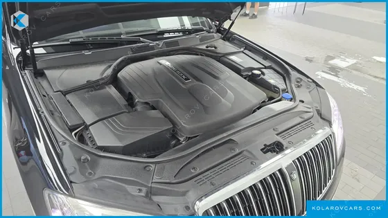 KGM - SSANGYONG CHAIRMAN CW600