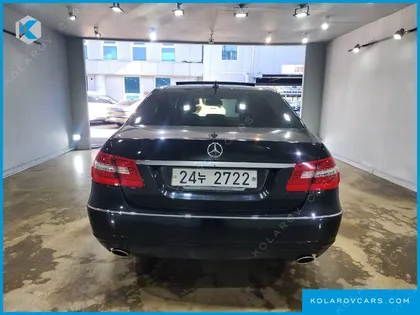 MERCEDES E-CLASS E300 ELEGANCE
