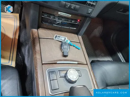 MERCEDES E-CLASS E300 ELEGANCE