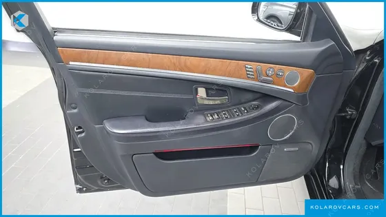 KGM - SSANGYONG CHAIRMAN CW700 4TRONIC