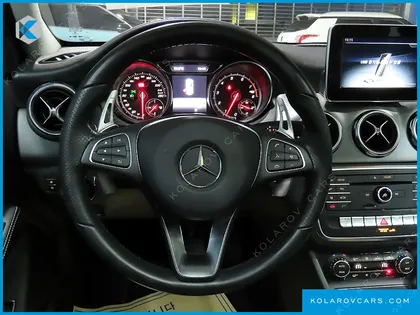MERCEDES GLA-CLASS GLA220 PREMIUM