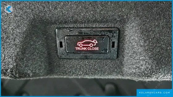 KGM - SSANGYONG CHAIRMAN CW700 4TRONIC