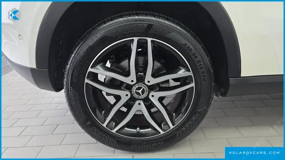 MERCEDES GLA-CLASS GLA220 PREMIUM