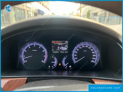 KGM - SSANGYONG CHAIRMAN V8 5000