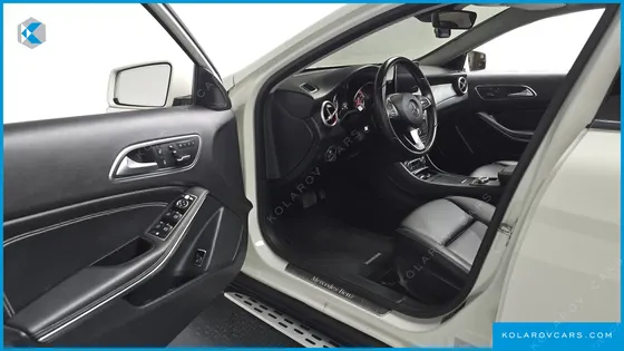 MERCEDES GLA-CLASS GLA200 D