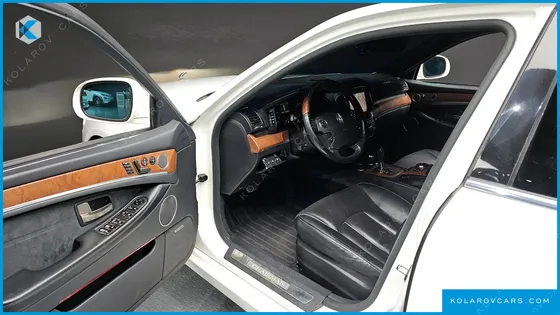 KGM - SSANGYONG CHAIRMAN CW700 4TRONIC