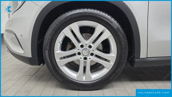 MERCEDES GLA-CLASS GLA200 D 4MATIC