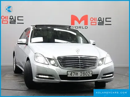 MERCEDES E-CLASS E300 ELEGANCE