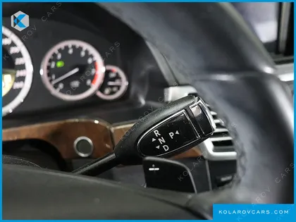 MERCEDES E-CLASS E300 ELEGANCE