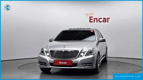 MERCEDES E-CLASS E300 ELEGANCE