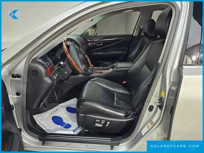 LEXUS LS 5-SEATS