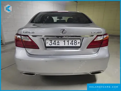 LEXUS LS 5-SEATS OTTOMAN
