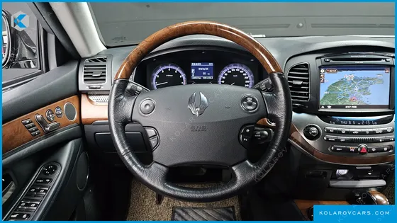 KGM - SSANGYONG CHAIRMAN CW700