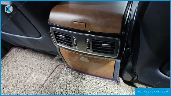 KGM - SSANGYONG CHAIRMAN CW700