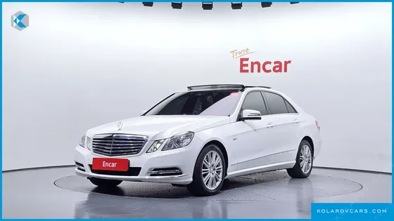 MERCEDES E-CLASS E300 ELEGANCE