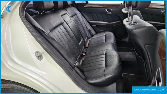 MERCEDES E-CLASS E300 ELEGANCE