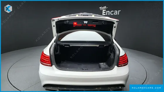 MERCEDES E-CLASS E200 COUPE
