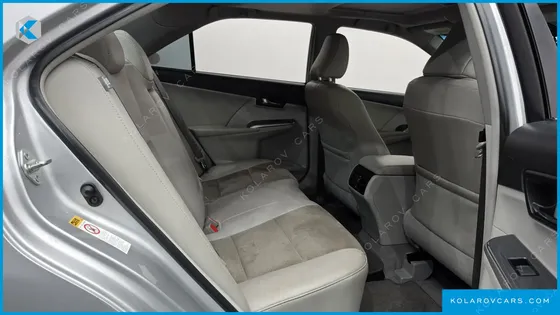 TOYOTA CAMRY HYBRID XLE