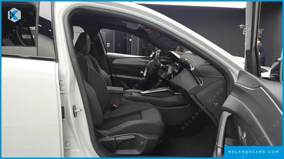 PEUGEOT 308 1.2 HYBRID GT