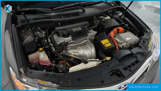 TOYOTA CAMRY HYBRID XLE