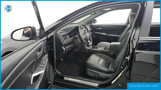 TOYOTA CAMRY 2.5 XLE