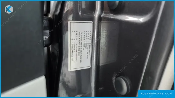 TOYOTA CAMRY HYBRID XLE